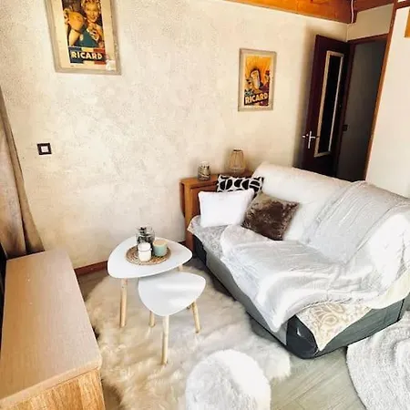 Apartment Calme Et Chaleureux Demi-Quartier